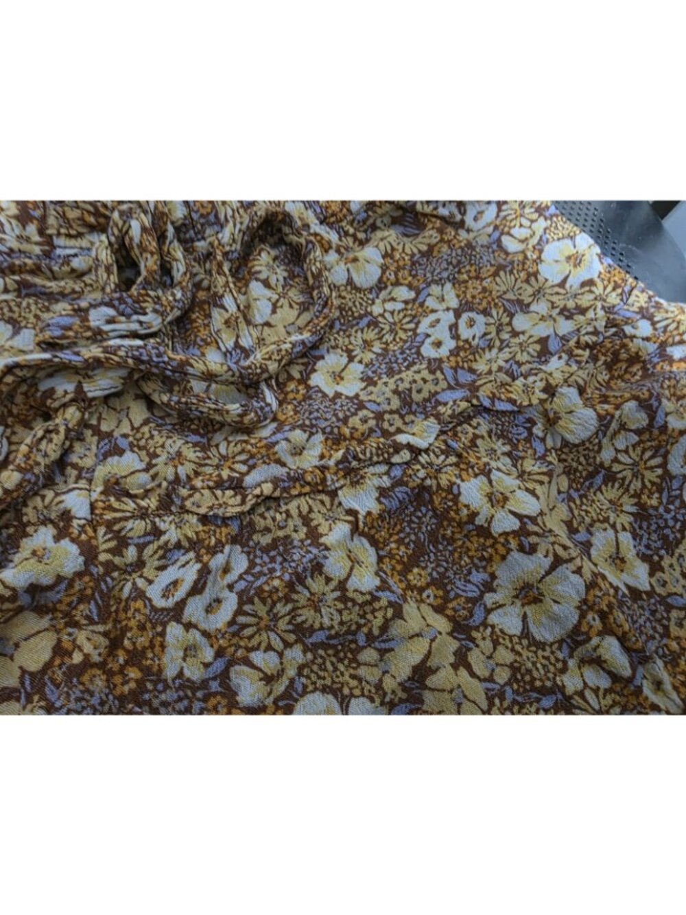 Arizona Jean Co. Yellow Floral Flowy Shorts Women's Size Large - Picture 2 of 5
